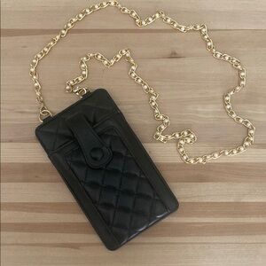 Elegant Black Quilted Chain Bag